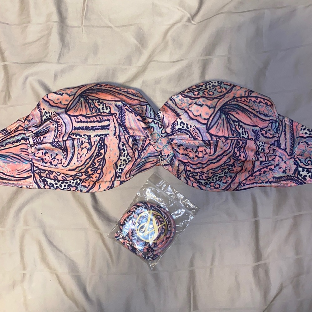 Victoria’s Secret’s Bandeau swimwear Bikini Top